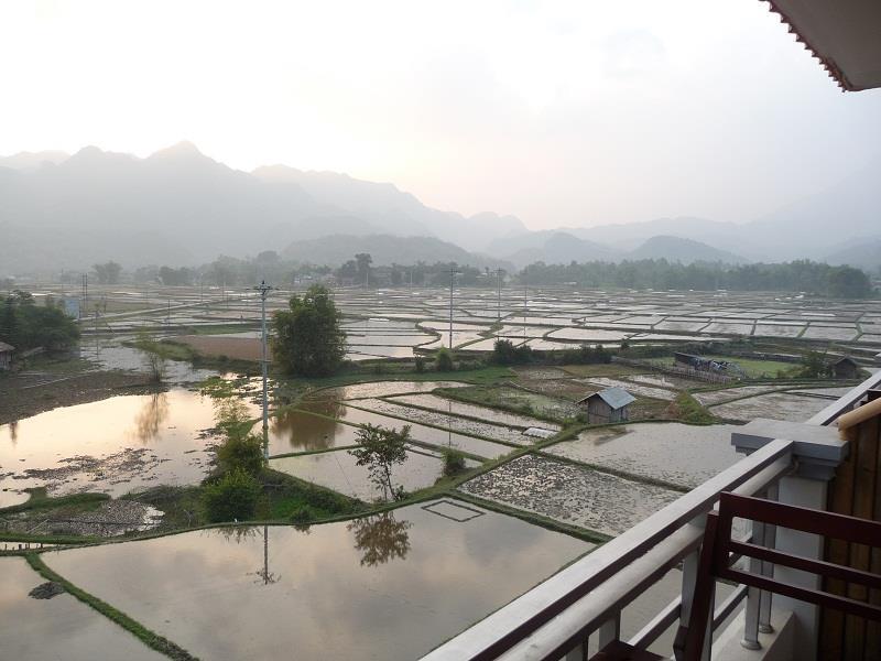 Hòa Bình Mai Chau Valley View Hotel מראה חיצוני תמונה